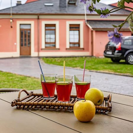 Apartamentos Turisticos As Cetareas Rinlo Εξωτερικό φωτογραφία