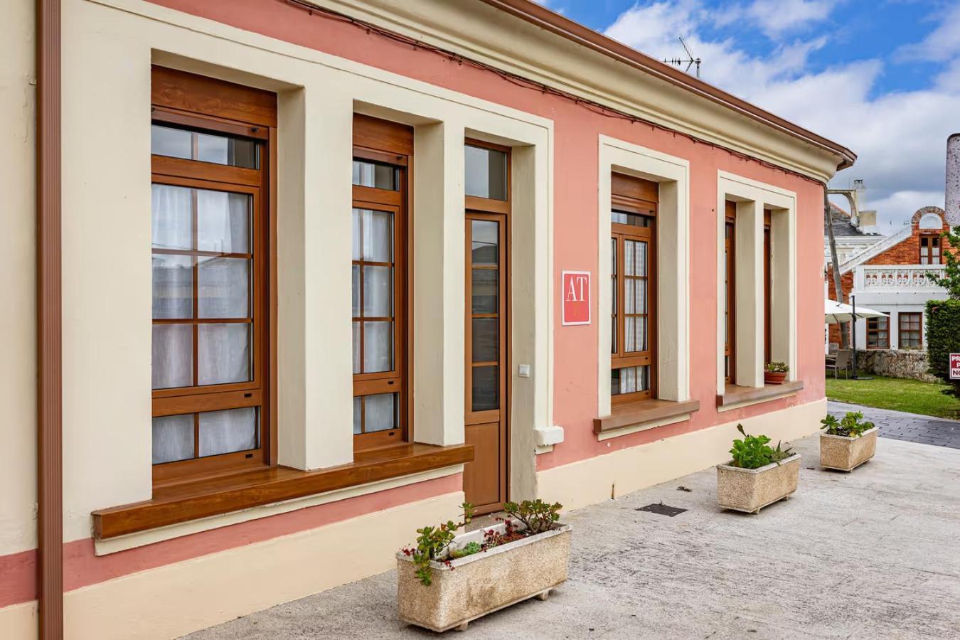 Apartamentos Turisticos As Cetareas Rinlo Εξωτερικό φωτογραφία